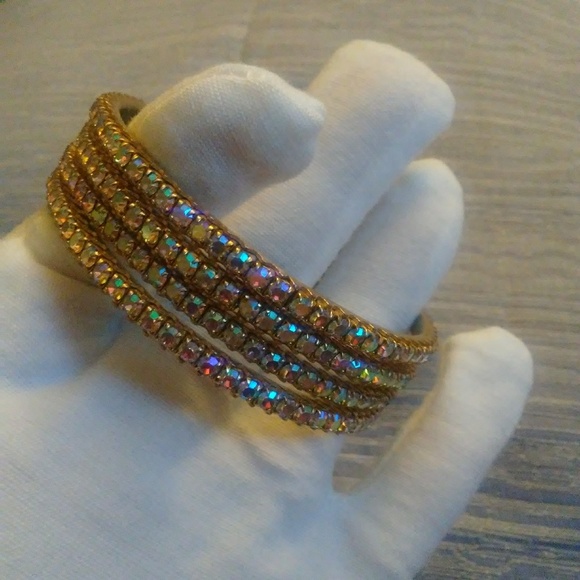 Beautiful bangle set! - Picture 3 of 4